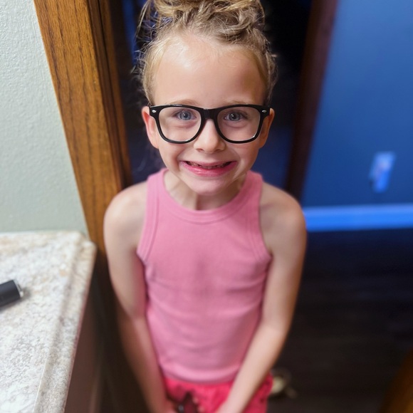 Meet your Posher, Erin - Picture 7 of 16